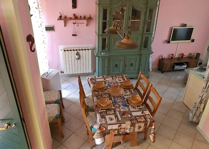 Feriehus Il Nido Magico Incanto E Magia Nel Borgo Antico Calice al Cornoviglio